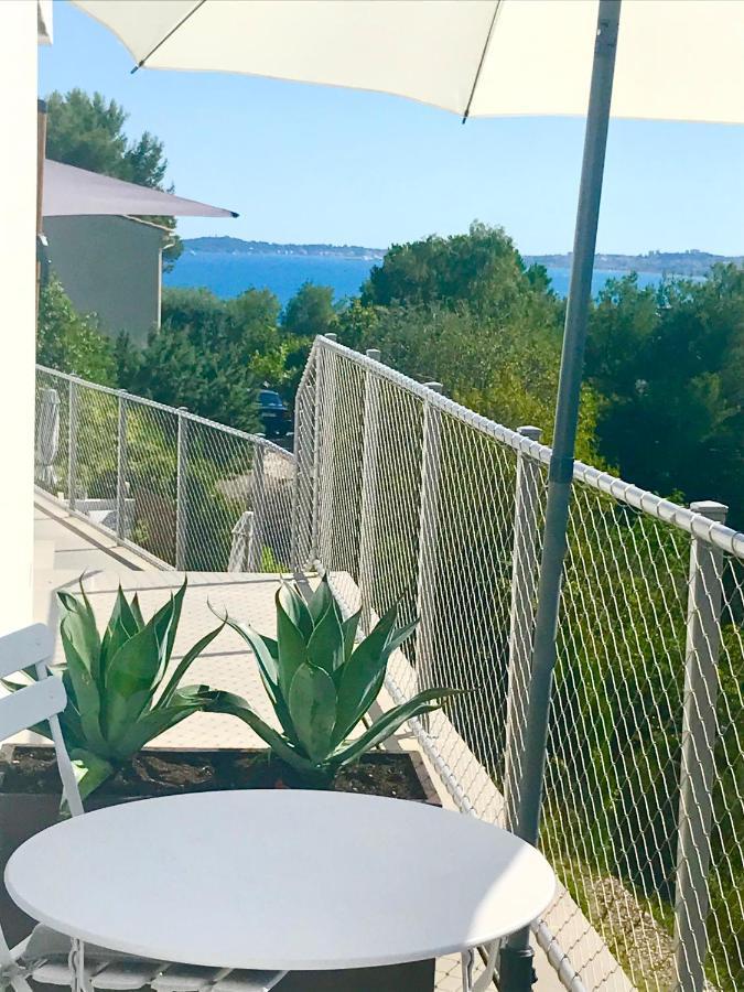 Twenty Rent Hotel Cagnes-sur-Mer Exterior photo